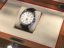 オメガの時計の買取は広尾店にお任せください。状態は美品になります。