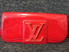 ルイヴィトンのヴェルニ　ポシェットソブの買取実績です。