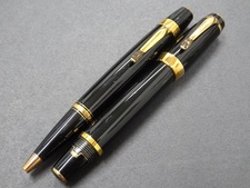 銀座本店でモンブラン(montblanc)のマイスターシュテュックを買取りました。状態は通常使用感のお品物です。