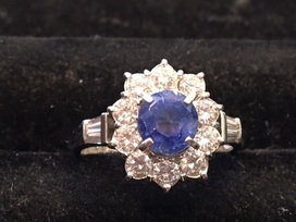 サファイアのPt900　0.71ct　サファイヤリングの買取実績です。