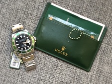 ロレックス(ROLEX)のグリーンサブマリーナー（Ref.16610LV）は新宿店にお任せください。状態は通常の使用感のあるお品物になります。