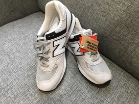 ニューバランスのM576PGW  GRAY&BLACK ｲﾝｸﾞﾗﾝﾄﾞの買取実績です。