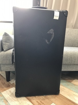 グローブトロッターの黒　キャリーバッグの買取実績です。