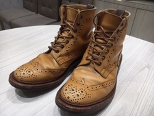 トリッカーズ（Tricker's）を買取ました。渋谷店です。状態は使用感が強い靴です。