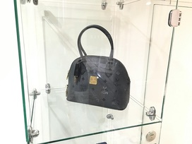 ラブレス×MCMの2way　ハンドバッグの買取実績です。