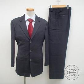 ジョルジオアルマーニのスーツ買取。ブランド古着買取のエコスタイル