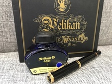 ペリカン(Pelikan)万年筆を買取りました。新宿店です。状態は通常使用感のお品物です。