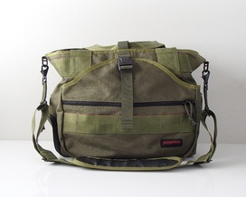ブリーフィングのカーキ　ジムワイヤー　2WAYバッグの買取実績です。