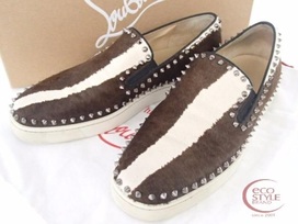 クリスチャンルブタンのPIKBOATFLAT ハラコ スタッズスリッポン43の買取実績です。