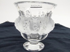 ラリック(lalique)ダンピエール クリスタルフラワーベース買取ならへ状態は傷などなく非常に良い状態のお品物です。