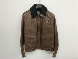 ポルシェデザインの50周年限定　レザージャケットの買取実績です。