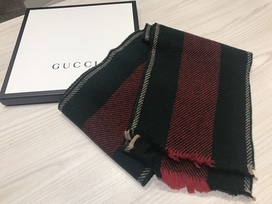 グッチのシェリーウールマフラーの買取実績です。
