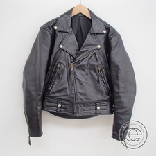 ラングリッツレザー(langlitzleathers)のダブルライダースのコロンビアを買取りました。です。状態は通常使用感のお品物です。