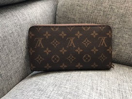 ルイヴィトンのモノグラム　ジッピー　オーガナイザーの買取実績です。