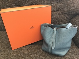 エルメスのピコタンMM　ブルージーン　トリヨンクレマンス　□J刻の買取実績です。