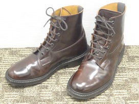 トリッカーズのM5635 カントリーシリーズ Burford コードバン ブーツの買取実績です。
