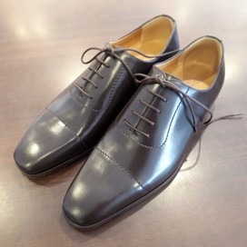 グッチのストレートチップ　レザーシューズの買取実績です。
