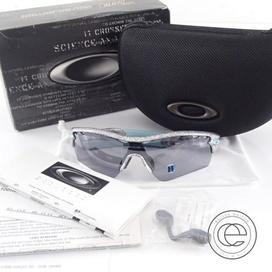 オークリーのレーダーパス ICHIROイチロー 51シグネチャー AwayGameモデルの買取実績です。