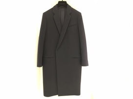セリーヌのネイビー　クロンビーコート　の買取実績です。