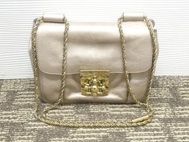 クロエのシャンパンゴールド　エルシー　ショルダーバッグの買取実績です。