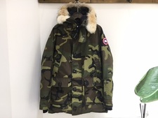 カナダグース（CANADA GOOSE）×ソフネット別注　のブルックフィールドパーカーを買取ました、渋谷店です。状態はあまり着用感を感じませんでした。