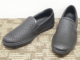 ジミーチュウのラバースタッズ スリッポンスニーカーの買取実績です。