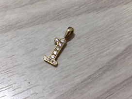 アイファニーの750YG　メレダイヤ　NO.1　トップの買取実績です。