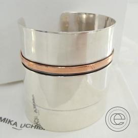 フミカウチダのレッドライン　バングルの買取実績です。