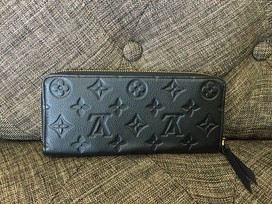 ルイヴィトンのアンプラント　ポルトフォイユ・クレマンスの買取実績です。