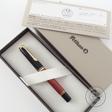 ペリカン(pelikan)のボルドーストライプの万年筆をお買取いたしました。新宿店です。状態は傷などなく綺麗なお品物です。