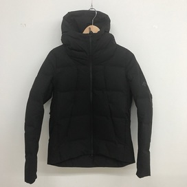 水沢ダウン(デサント)のDIA3771U シャトルの買取実績です。