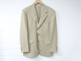 エルメスのベージュ　並行　カシミヤ100％　3Bジャケットの買取実績です。