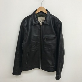 アヴィレックスのカウレザートラッカージャケットの買取実績です。