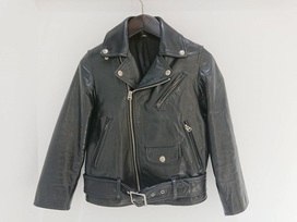 ビューティフルピープルの黒　カウレザー　ライダースの買取実績です。