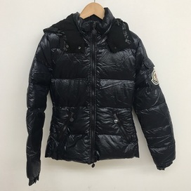 モンクレールのバディア（ BADIA）ダウンジャケットの買取実績です。
