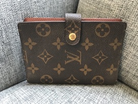 ルイヴィトンのモノグラム　手帳カバー　アジェンダの買取実績です。