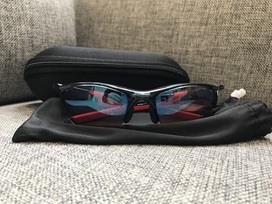 オークリーのハーフジャケット2.0　サングラスの買取実績です。
