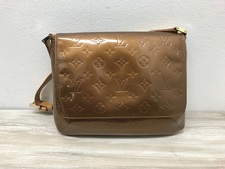 浜松鴨江店にて、ルイヴィトン(louisvuitton)のヴェルニ トンプソンストリート 00年製を買取致しました！状態は通常使用感があるお品物です。