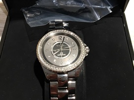 シャネルのJ12 H2566 クロマティック 自動巻き 腕時計の買取実績です。