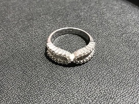 ダイヤモンドの0,89 ダイヤ　リング　6,3グラムの買取実績です。
