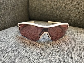 オークリーの09-703 レーダーパス　サングラスの買取実績です。