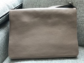 モラビトのベージュ オデオン レザー ショルダーバッグの買取実績です。