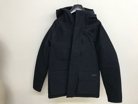 ウールリッチのネイビー TETON ダウンジャケットの買取実績です。