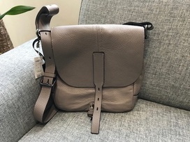 ジャンニキャリーニのグレー　ショルダーバッグの買取実績です。