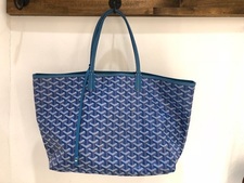 渋谷店では、ゴヤール（GOYARD）のダメージの強いサンルイＰＭを買取ました。状態は大きなシミ汚れがありポーチも欠品です。