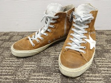 ゴールデングース(Golden Goose)のスエードFRANCYハイカットスニーカーを買取させていただきました。です。状態は通常使用感があるお品物です。