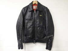 銀座本店にてルイスレザー(Lewis Leathers)の黒551Tドミネーターシングルライダースジャケットを買取させていただきました。状態は傷などなく非常に良い状態のお品物です。