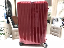 リモワ 赤　サルサデラックス　78L　キャリーケース 買取実績です。