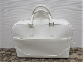 ペッレモルビダの白　2WAY　レザーブリーフケースの買取実績です。