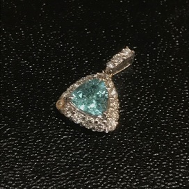 パライバトルマリンのPt900 パライバトルマリン0.89ct ペンダントトップの買取実績です。